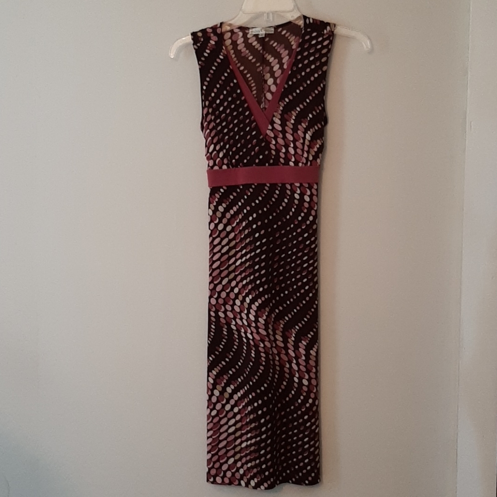 Sleevless dress